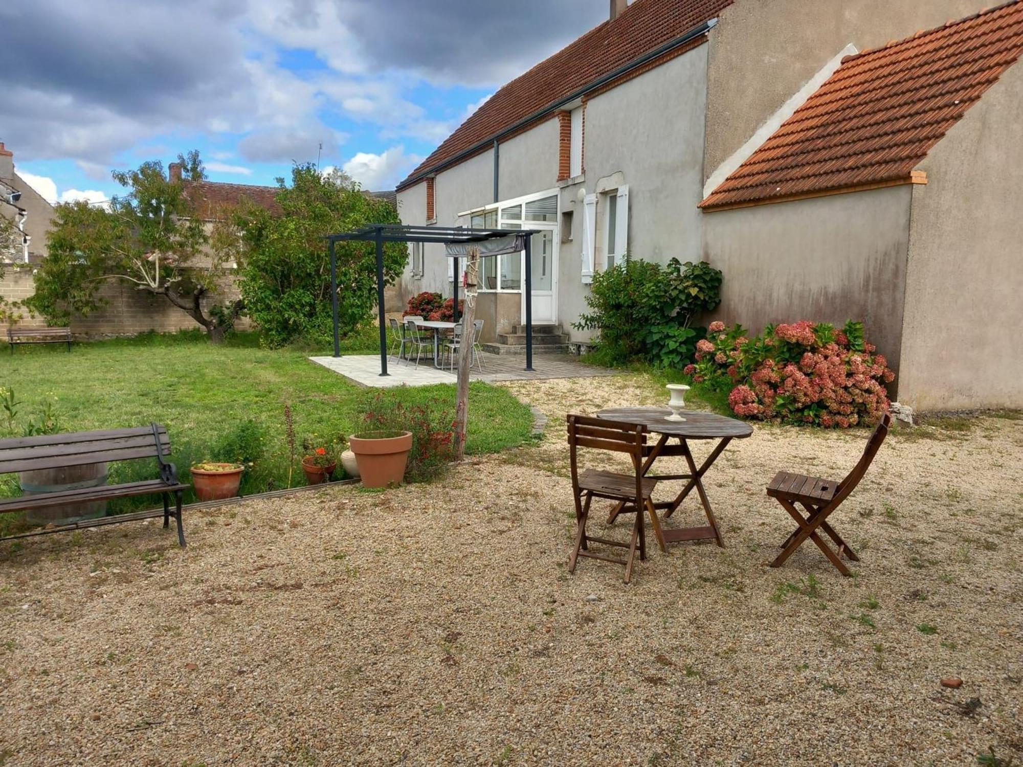 Gite Champetre A Mareau-Aux-Pres: Terrasse, Jardin, Et Confort Pour 6 Personnes - Fr-1-590-140 Eksteriør billede